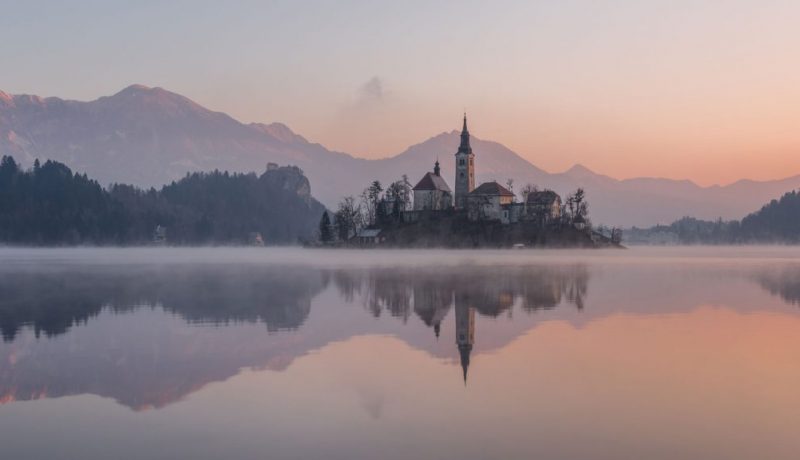 church-in-the-middle-of-lake